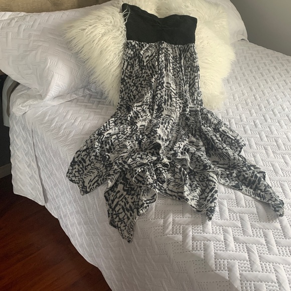 Strapless dress - Picture 1 of 2